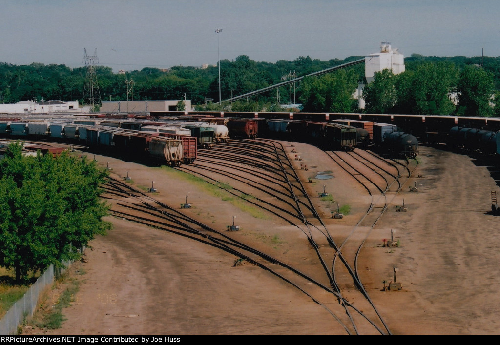 East End Commercial's Midway Yard